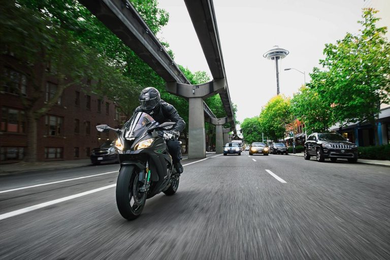 ZX10R with front RAM Air Intake aperture